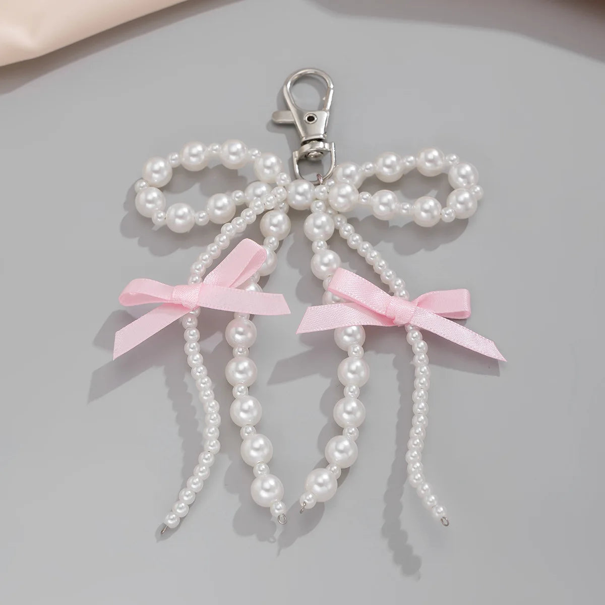 Y2K keychain charm – Style 04