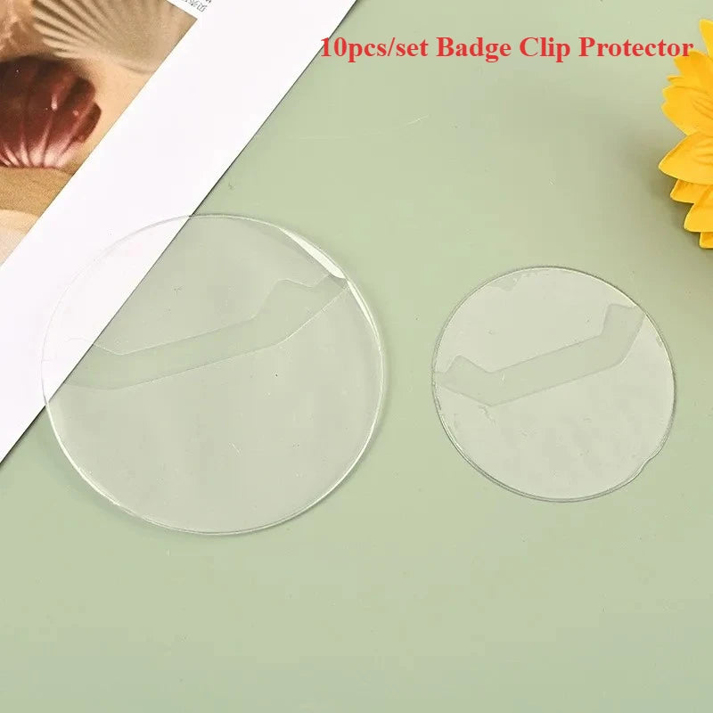 Clear badge protectors – photo 3